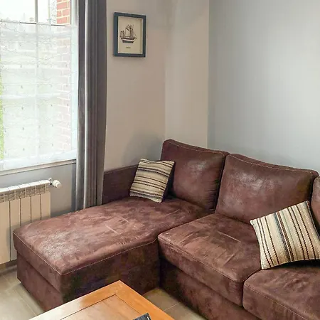 Holiday home 3 Bedroom Awesome In Saint-Valery-en-Caux