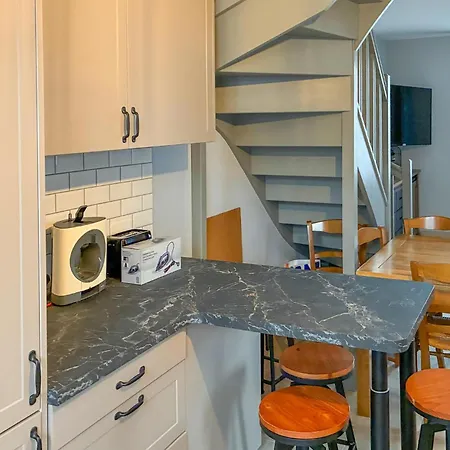 3 Bedroom Awesome In