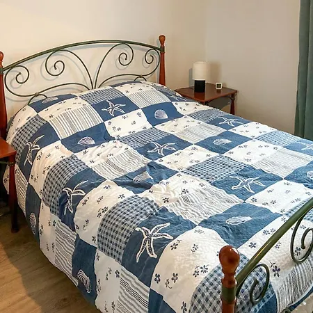 3 Bedroom Awesome In Holiday home