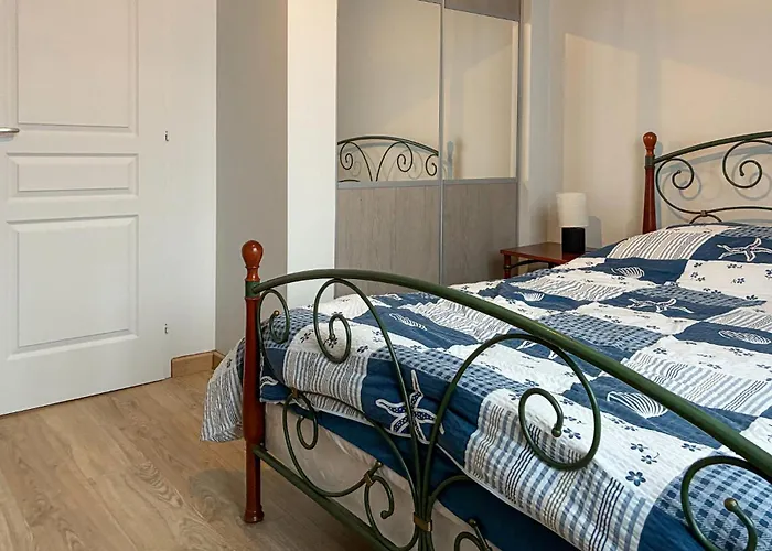 3 Bedroom Awesome In