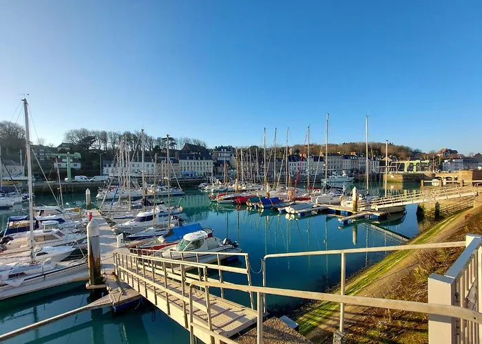 3 Bedroom Awesome In *